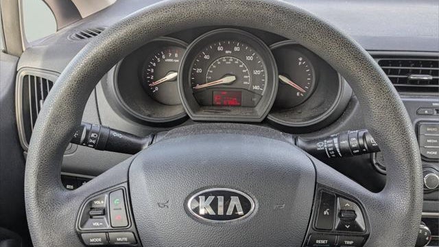 2013 Kia Rio 5-Door LX