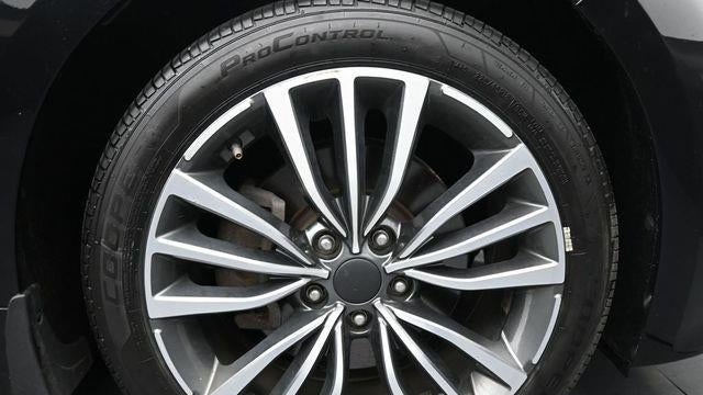 2019 Kia Stinger Base