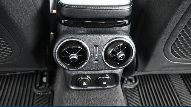 2019 Kia Stinger Base