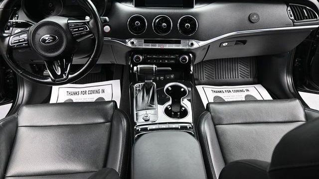 2019 Kia Stinger Base