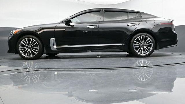2019 Kia Stinger Base