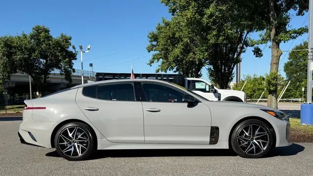 2023 Kia Stinger GT-Line