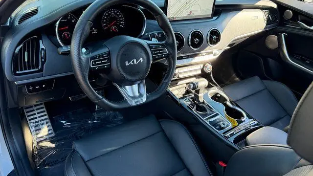 2023 Kia Stinger GT-Line