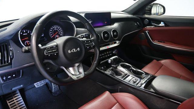 2023 Kia Stinger GT-Line