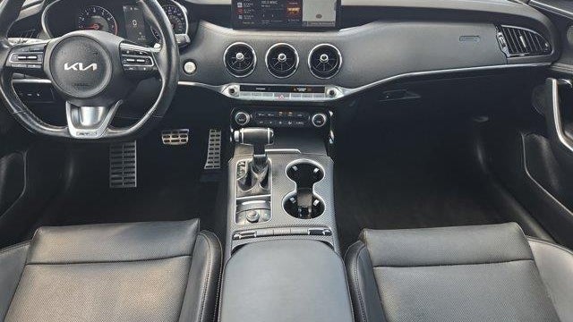 2023 Kia Stinger GT-Line