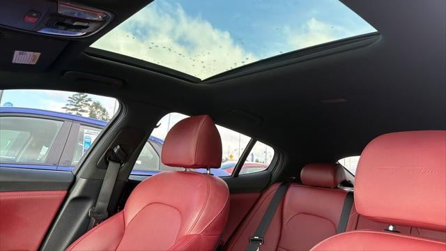 2023 Kia Stinger GT-Line