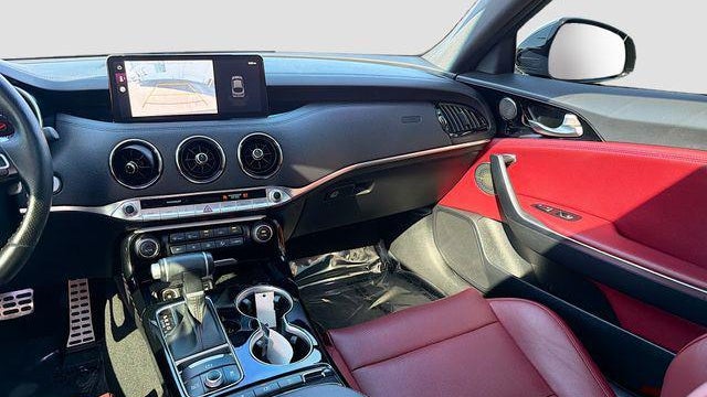 2023 Kia Stinger GT-Line