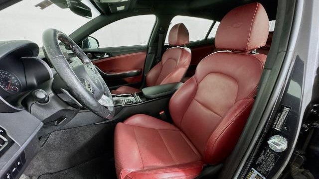 2022 Kia Stinger GT-Line