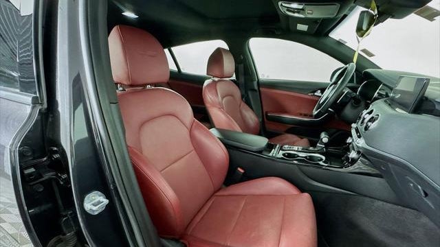 2022 Kia Stinger GT-Line