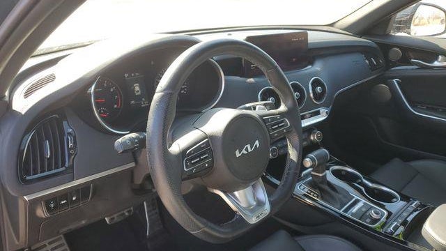 2023 Kia Stinger GT-Line