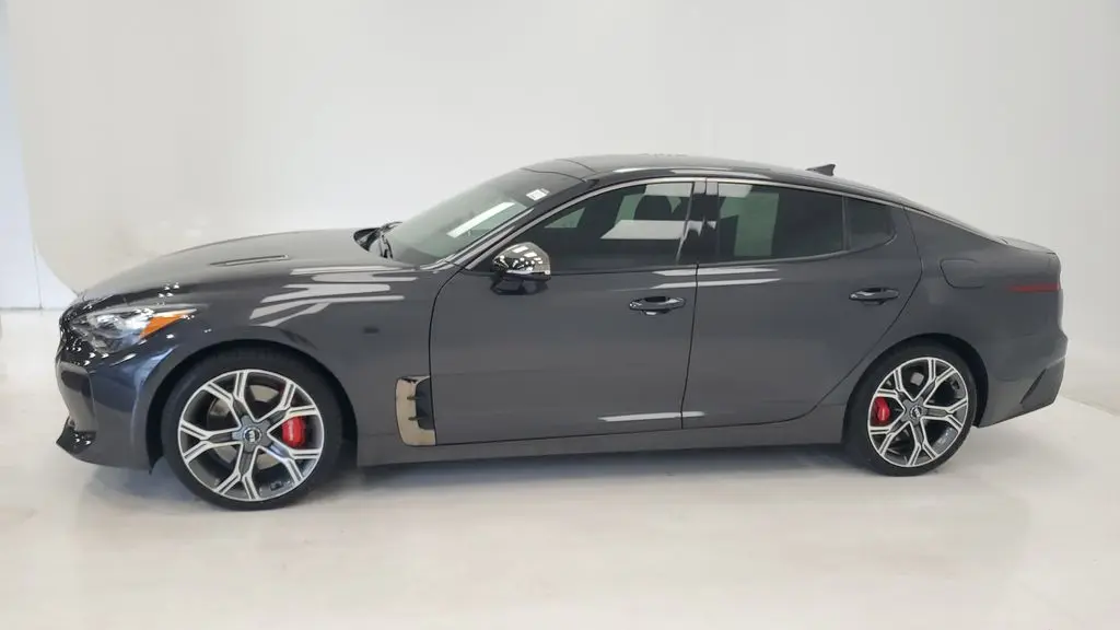 2021 Kia Stinger GT1