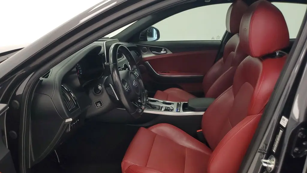 2021 Kia Stinger GT1