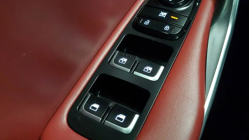 2021 Kia Stinger GT1