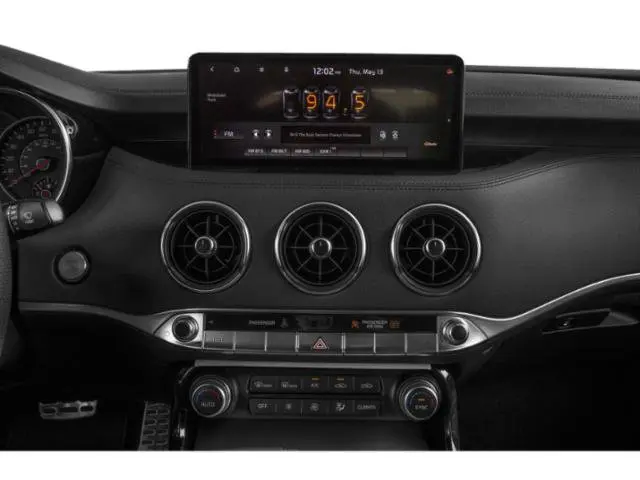 2022 Kia Stinger - $26,940
