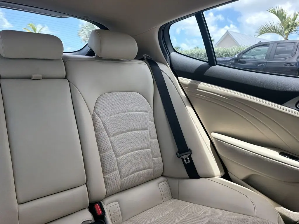 2023 Kia Stinger - $39,480
