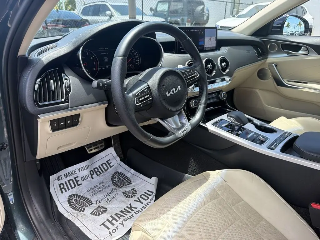 2023 Kia Stinger - $39,480