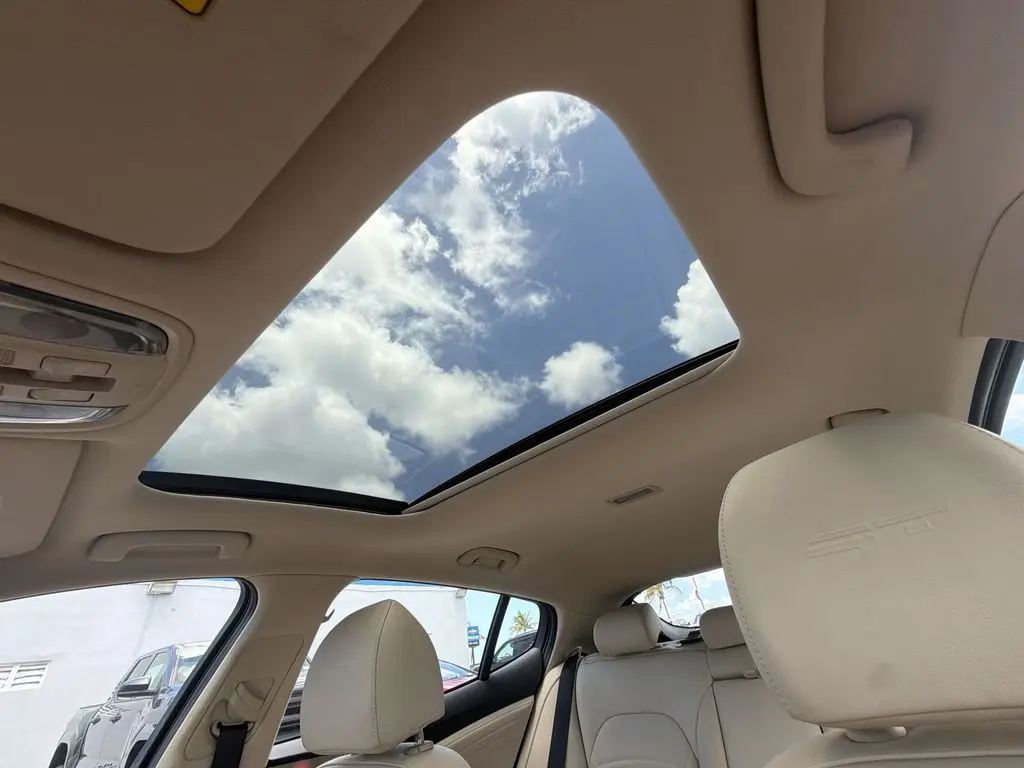 2023 Kia Stinger - $39,480