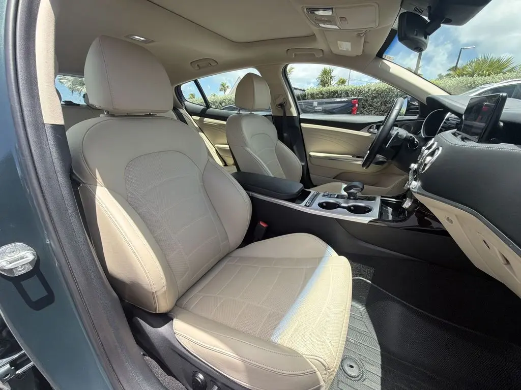 2023 Kia Stinger - $39,480
