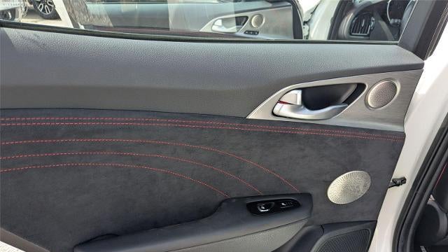 2022 Kia Stinger GT2