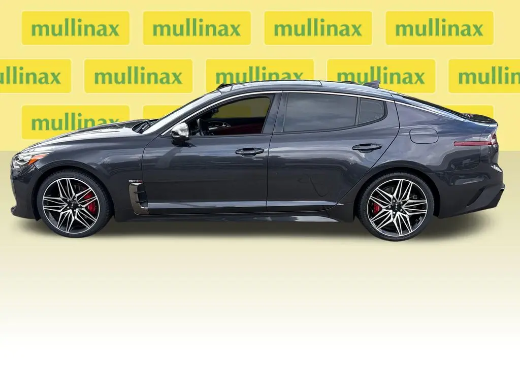 2022 Kia Stinger - $33,200