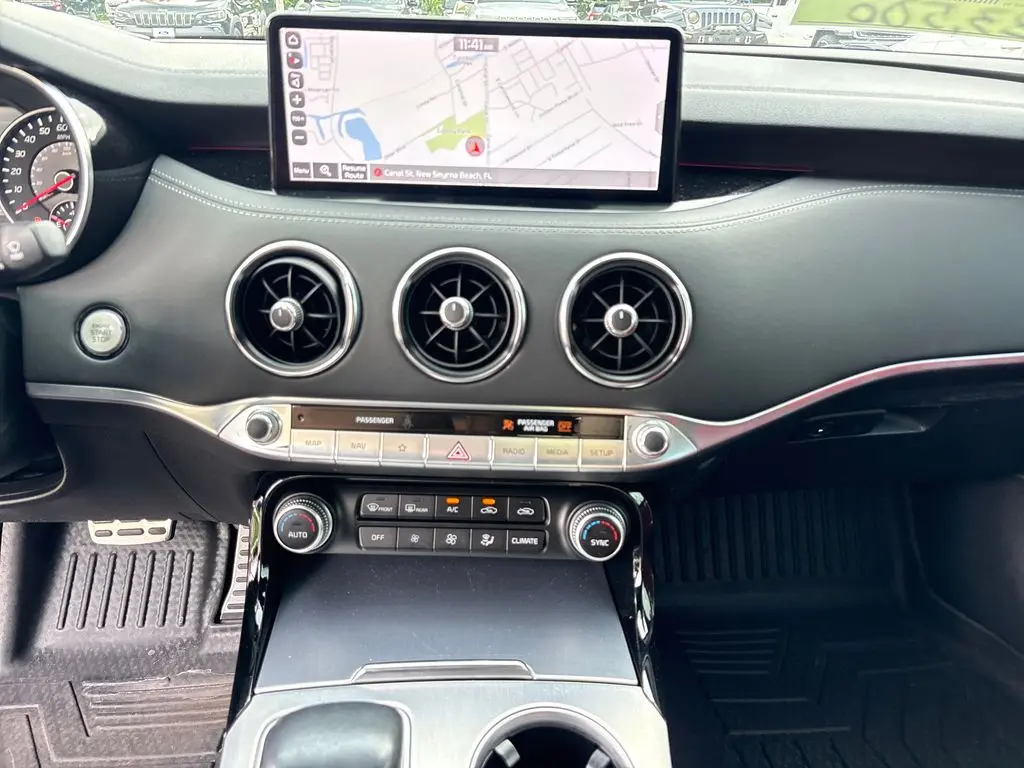 2022 Kia Stinger - $33,200