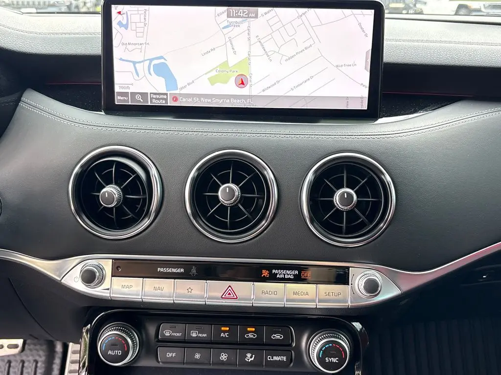 2022 Kia Stinger - $33,200