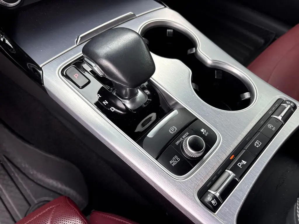 2022 Kia Stinger - $33,200