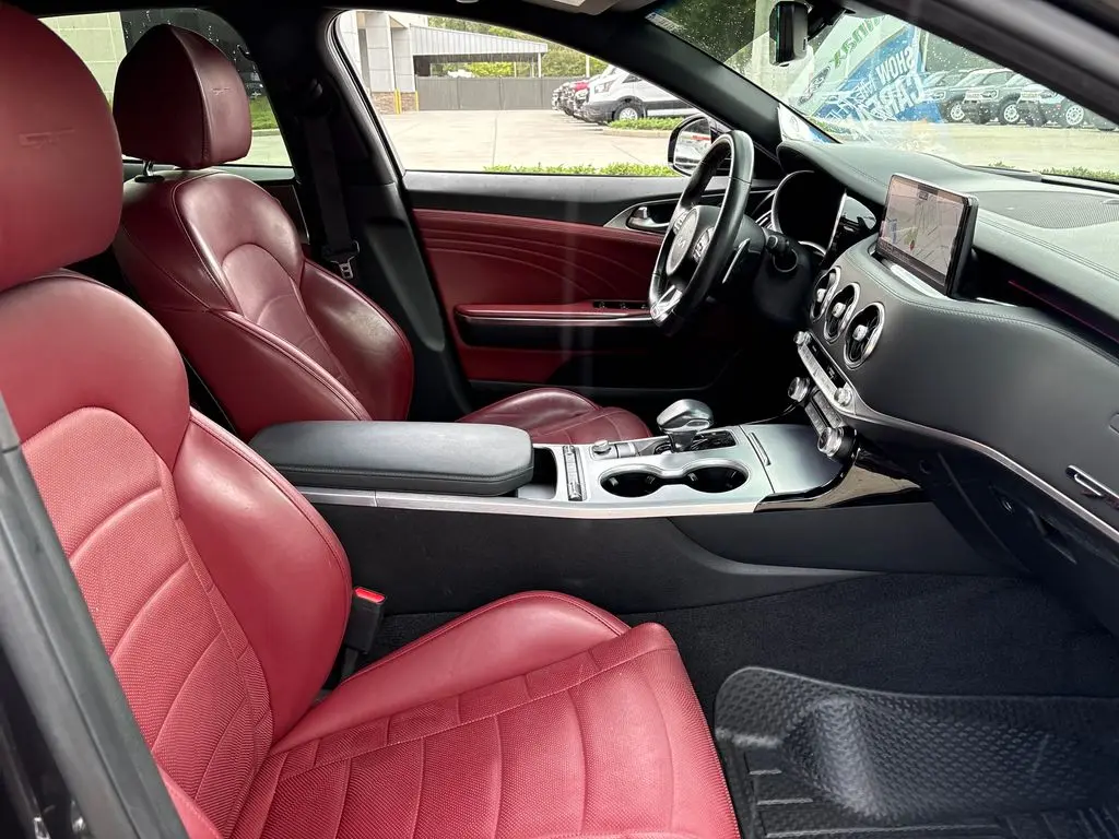 2022 Kia Stinger - $33,200