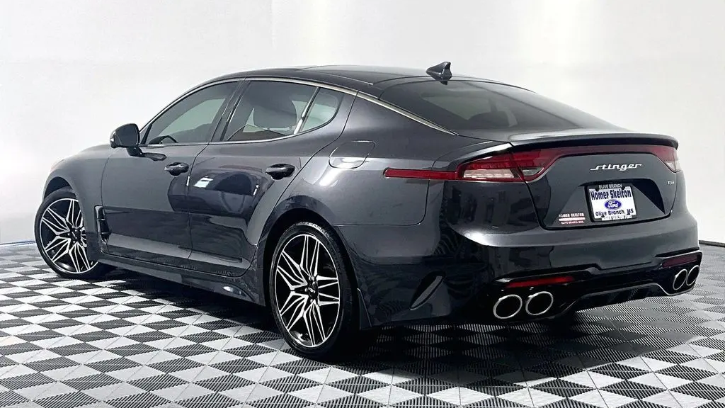 2023 Kia Stinger GT2