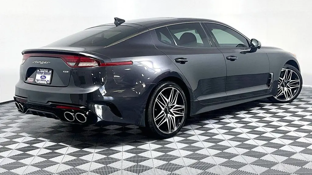 2023 Kia Stinger GT2