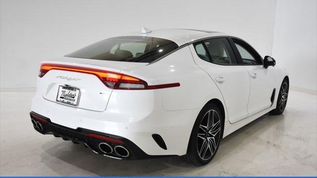 2023 Kia Stinger GT2