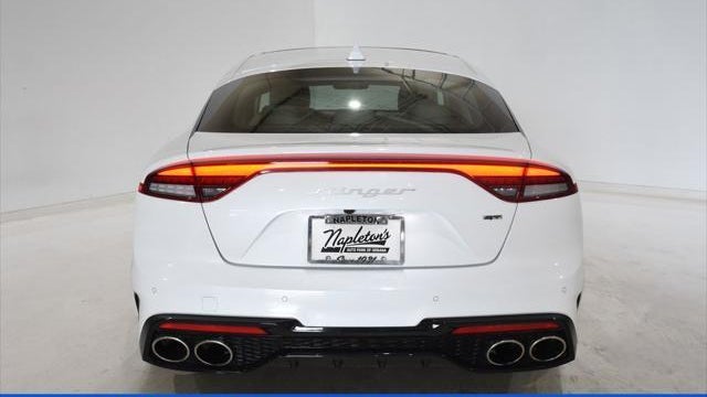 2023 Kia Stinger GT2