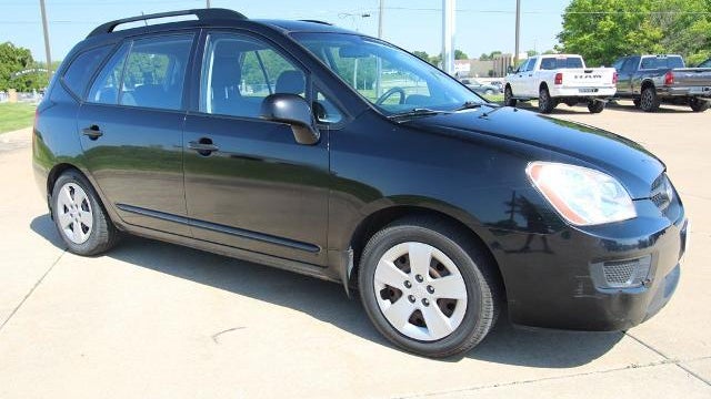2009 Kia Rondo LX