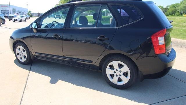 2009 Kia Rondo LX