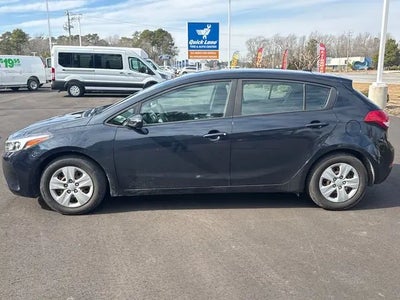Photo of a 2017 Kia FORTE5 LX 4DR Hatchback for sale