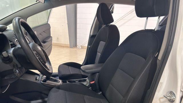 2017 Kia Forte5 LX
