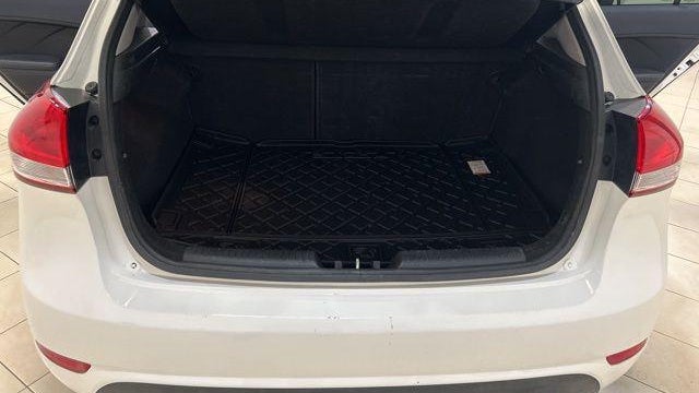 2017 Kia Forte5 LX