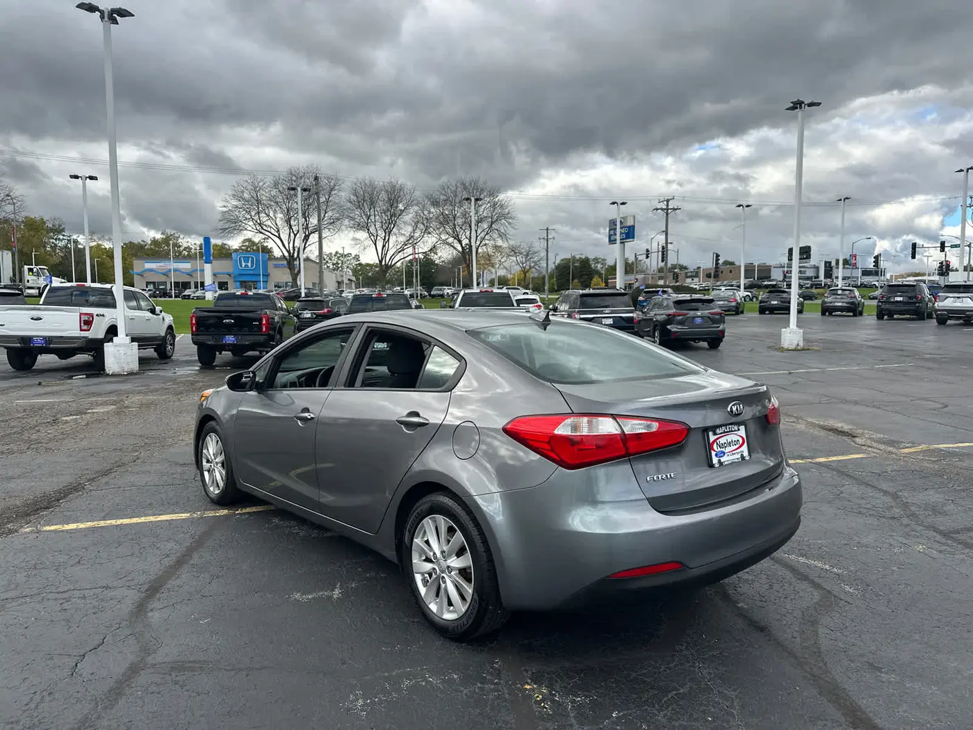 2016 Kia Forte - $8,990