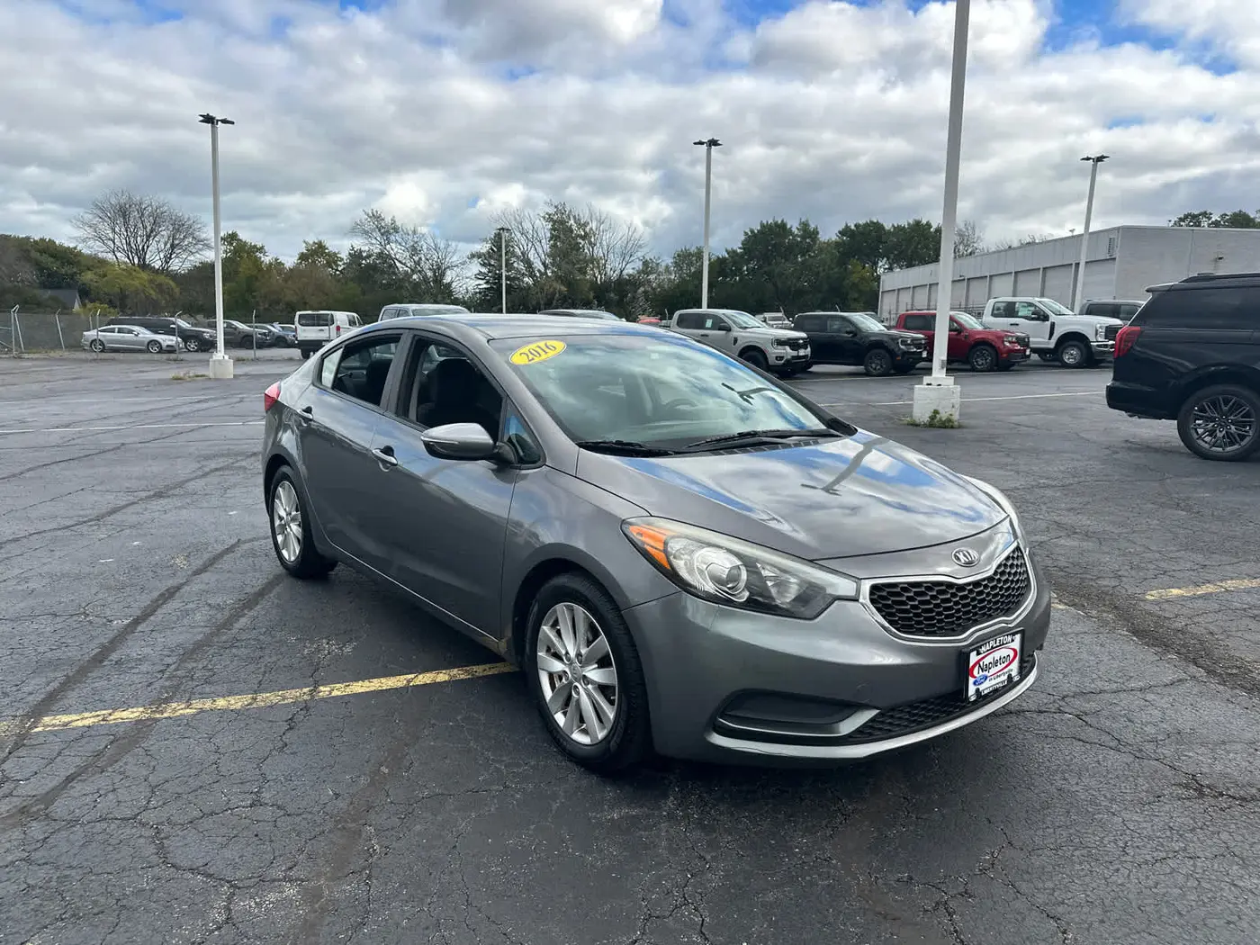 2016 Kia Forte - $8,990