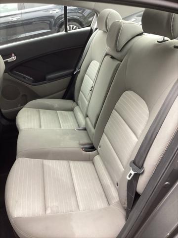 2014 Kia Forte - $9,966