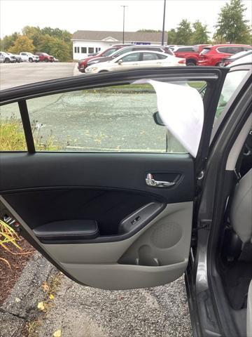 2014 Kia Forte - $9,966