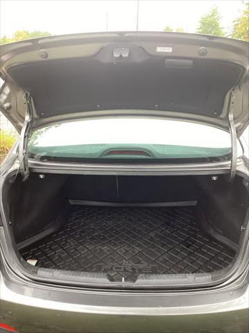 2014 Kia Forte - $9,966