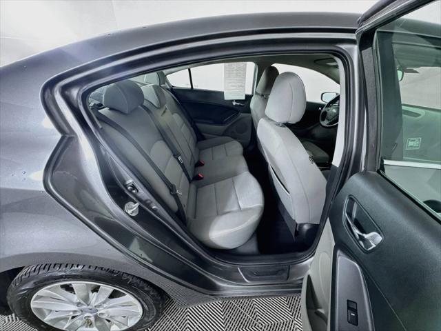 2014 Kia Forte - $9,865