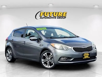 Photo of a 2016 Kia FORTE5 LX 4DR Hatchback for sale