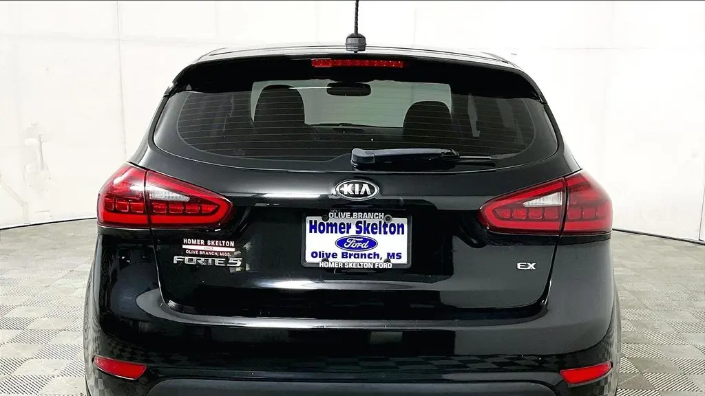 2017 Kia Forte5 EX