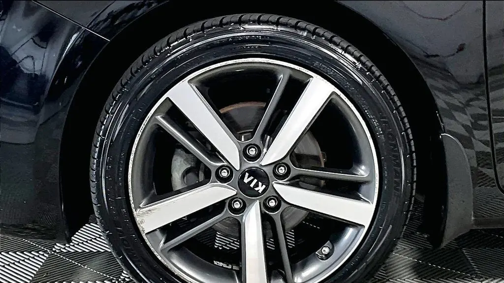 2017 Kia Forte5 EX