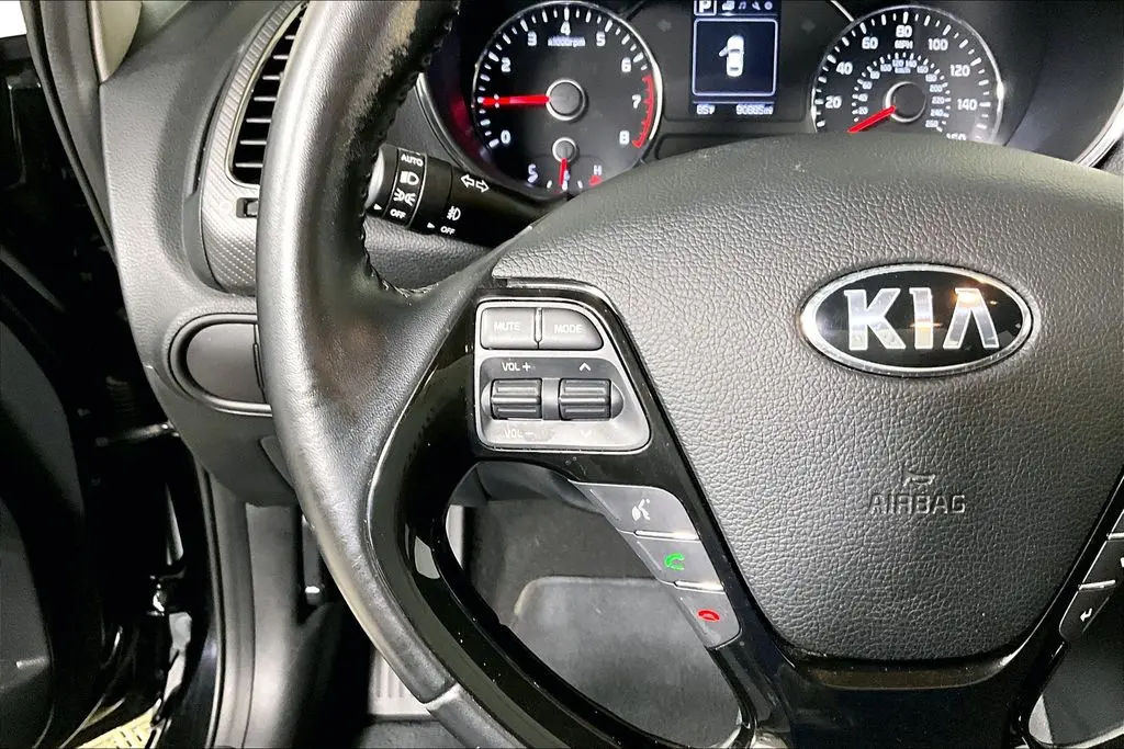 2017 Kia Forte - $11,541