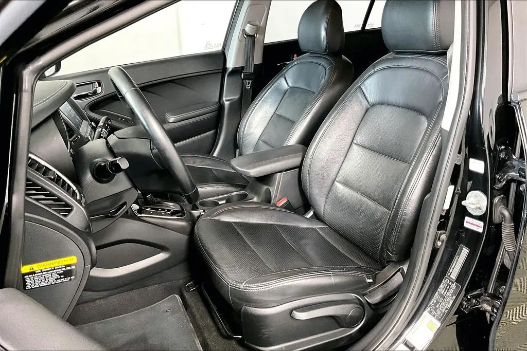 2017 Kia Forte - $11,541