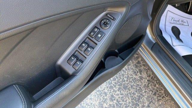 2015 Kia Forte5 SX