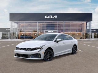 2026 Kia K5 with Snow White Pearl Exterior